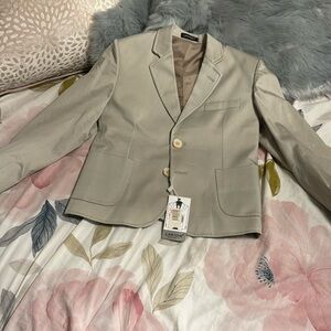 Boys brand new blazer perfect for the holidays size 6